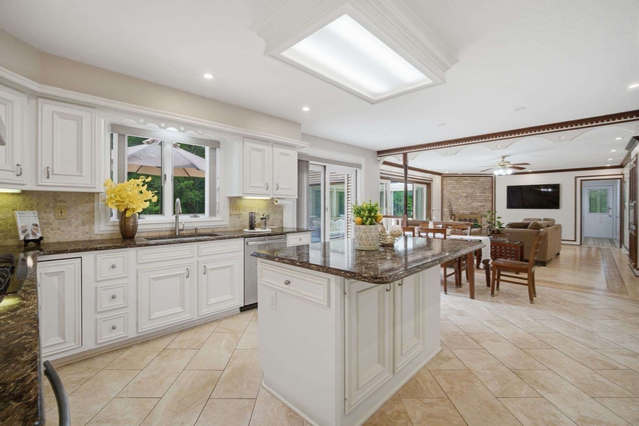 Single Family Residence at 27 Lady Slipper Cir, Westfield MA 01085, photo 13 of 42