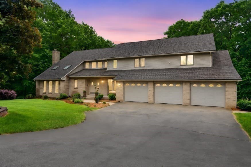 Single Family Residence at 27 Lady Slipper Cir, Westfield MA 01085, photo 4 of 42