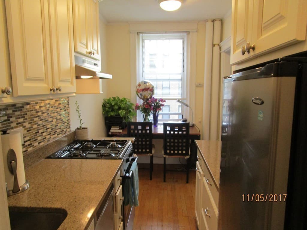 Condominium at 116 Riverway # 5, Boston MA 02215, photo 19 of 36