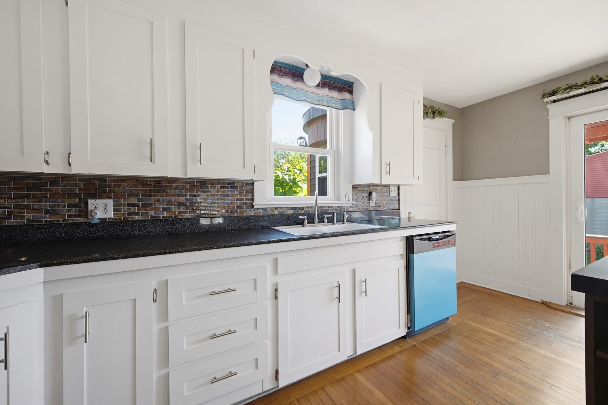 Single Family Residence at 160 Sherman Road, Somerset MA 02726, photo 23 of 34
