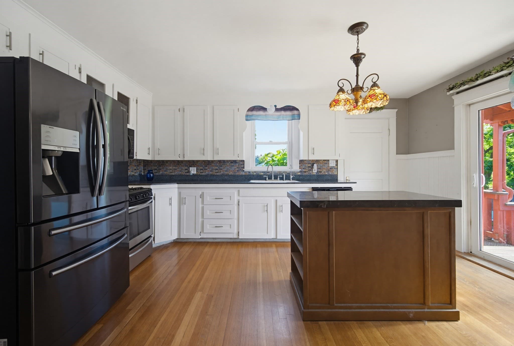 Single Family Residence at 160 Sherman Road, Somerset MA 02726, photo 20 of 34
