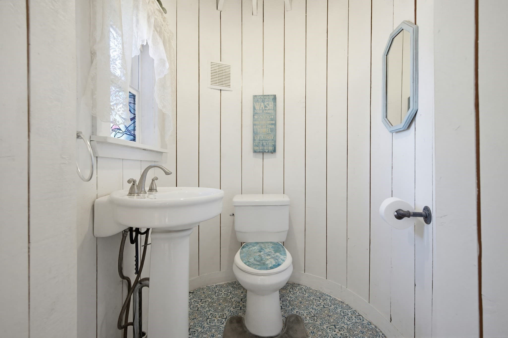 Single Family Residence at 160 Sherman Road, Somerset MA 02726, photo 24 of 34