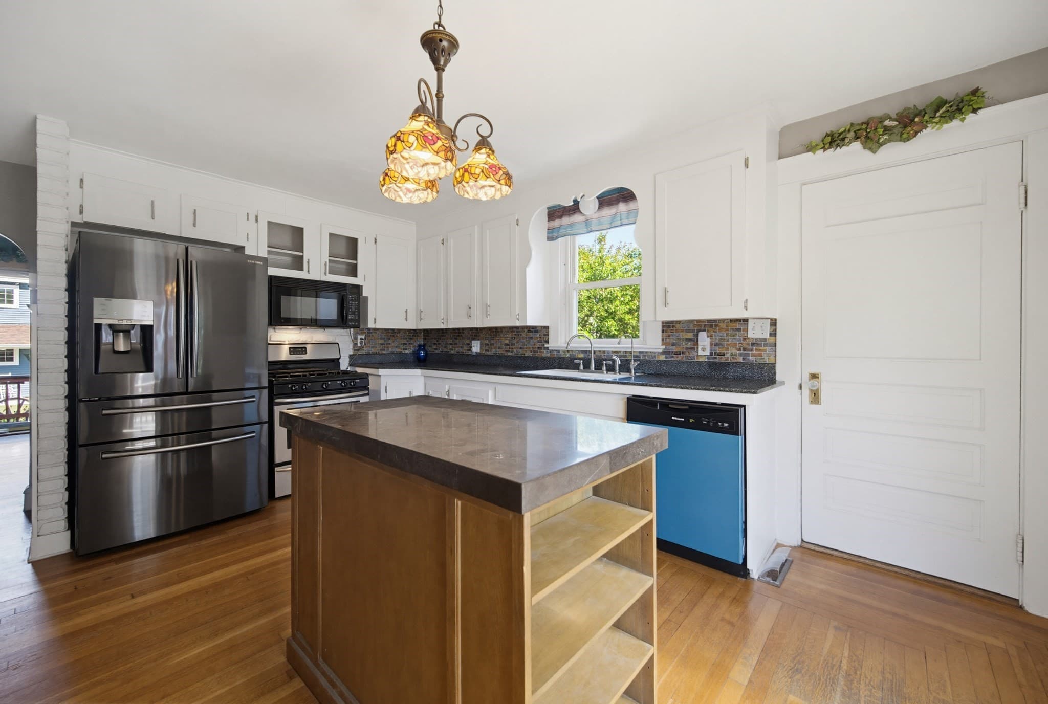 Single Family Residence at 160 Sherman Road, Somerset MA 02726, photo 19 of 34