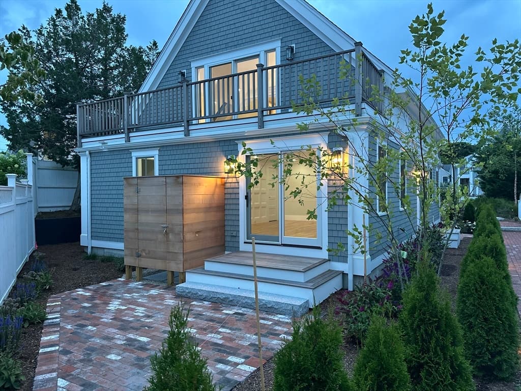 65 Franklin Street, Provincetown MA 02657