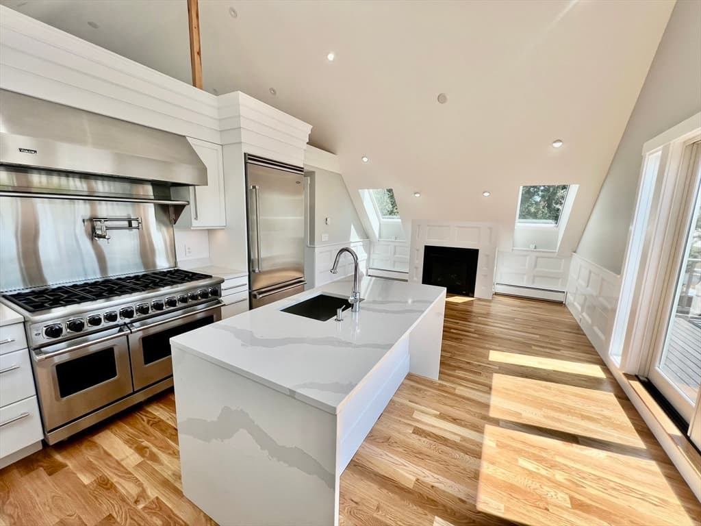 65 Franklin Street, Provincetown MA 02657 photo 5