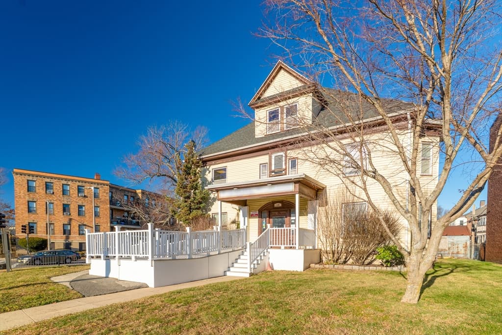 166 Columbia Rd, Boston MA 02121 photo 2