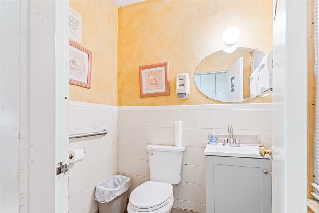 166 Columbia Rd, Boston MA 02121 photo 24