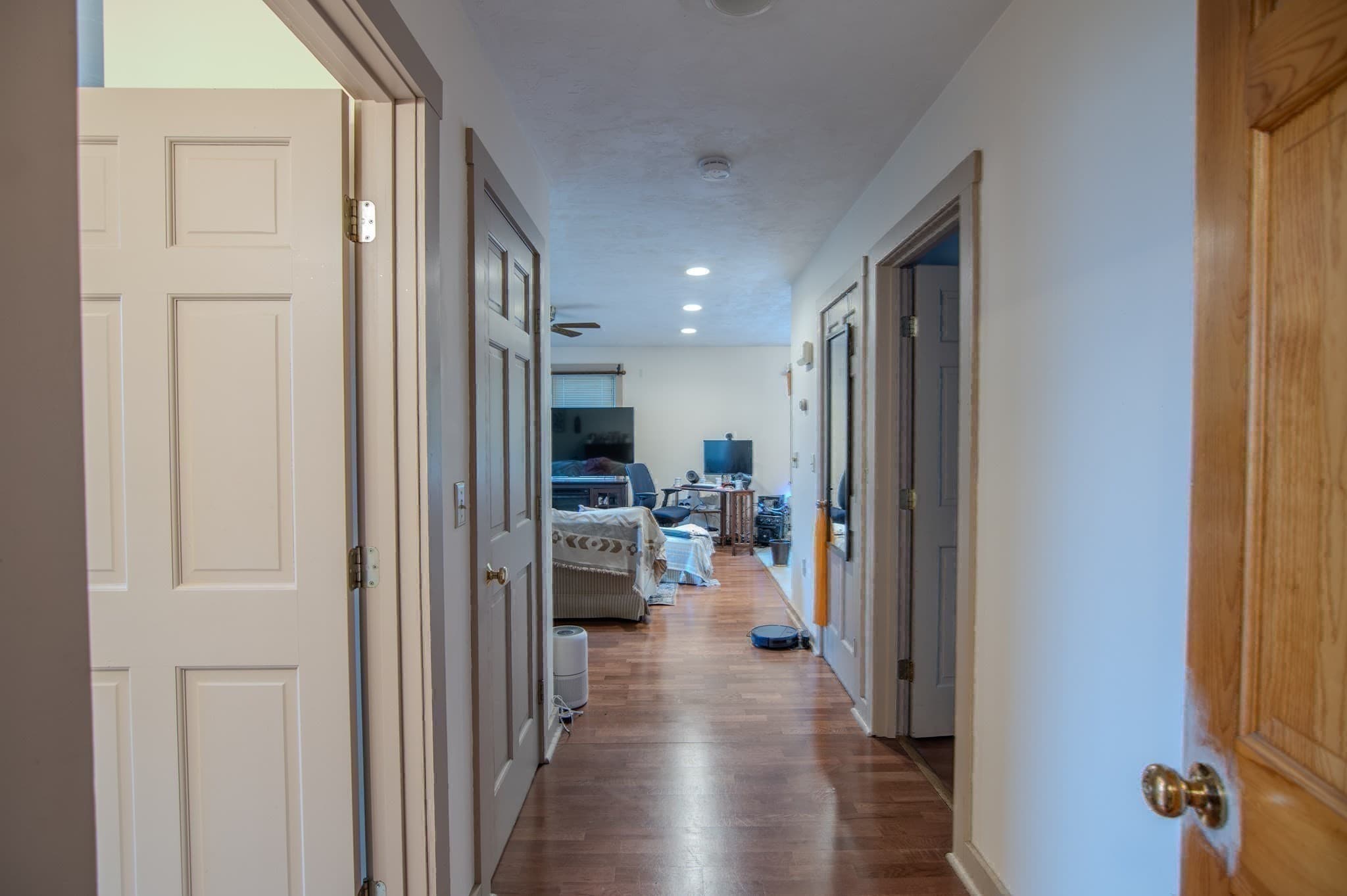 Single Family Residence at 919 Chase Rd, Lunenburg MA 01462, photo 11 of 18
