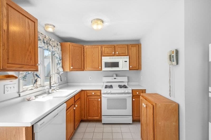 Single Family Residence at 38 Country Side Road # 38, Bellingham MA 02019, photo 12 of 24