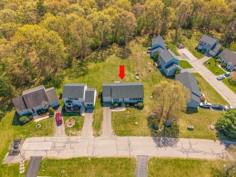 Single Family Residence at 38 Country Side Road # 38, Bellingham MA 02019, photo 5 of 24