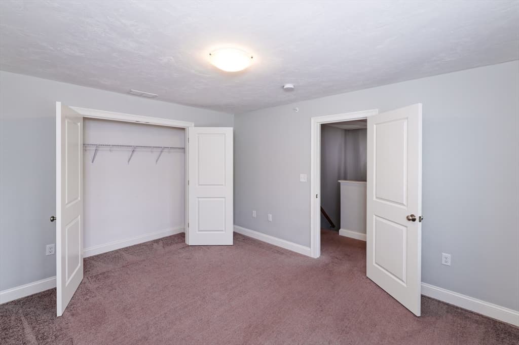 1204 Hazelwood Way # 1204, Clinton MA 01510 photo 22