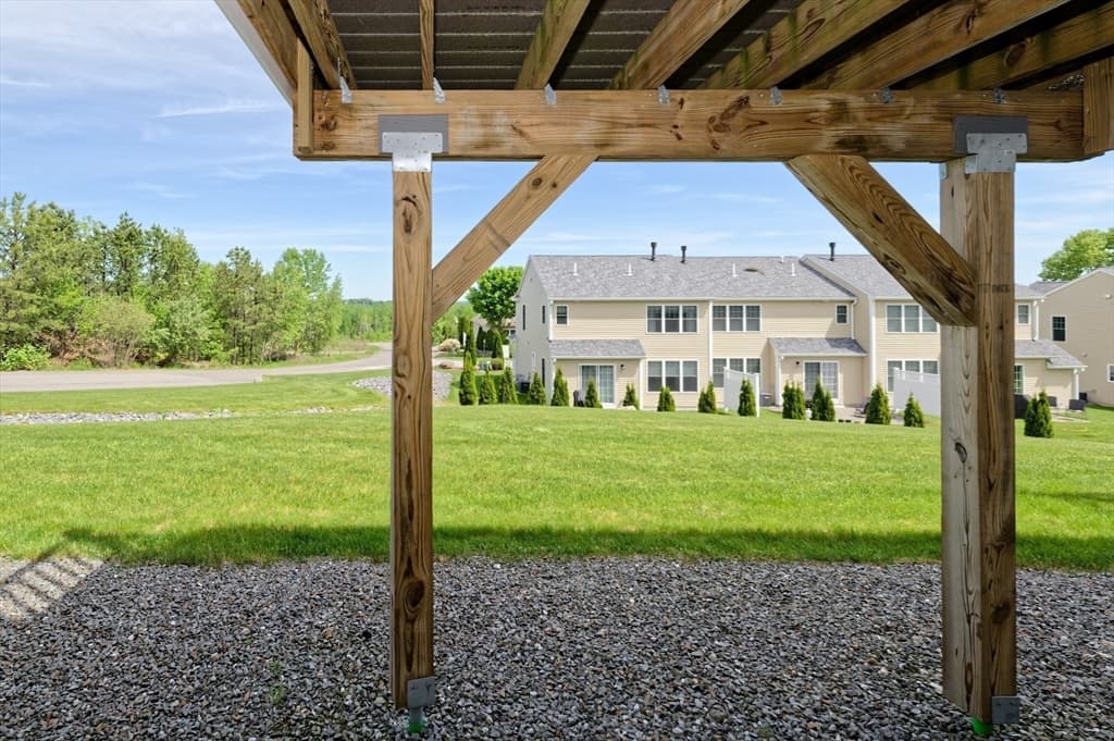 1204 Hazelwood Way # 1204, Clinton MA 01510 photo 35