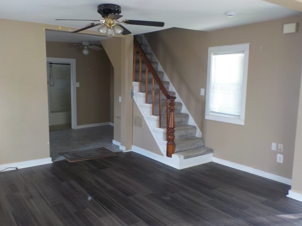 85 Maplewood Ave, Swansea MA 02777 photo 17