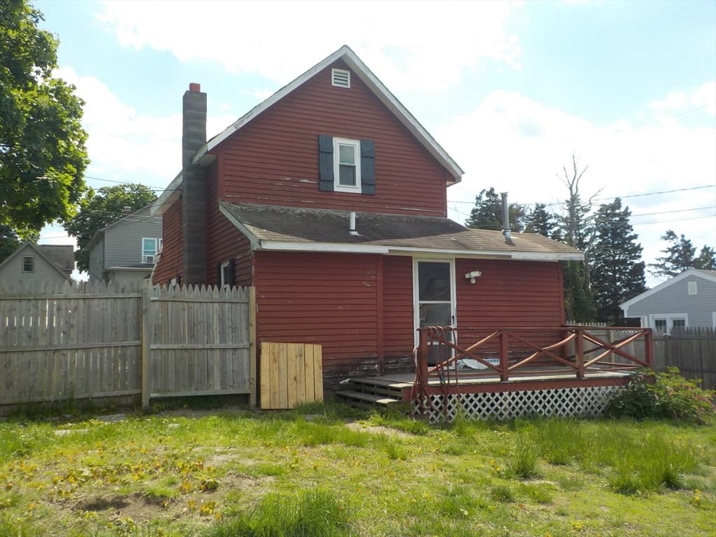 85 Maplewood Ave, Swansea MA 02777 photo 34