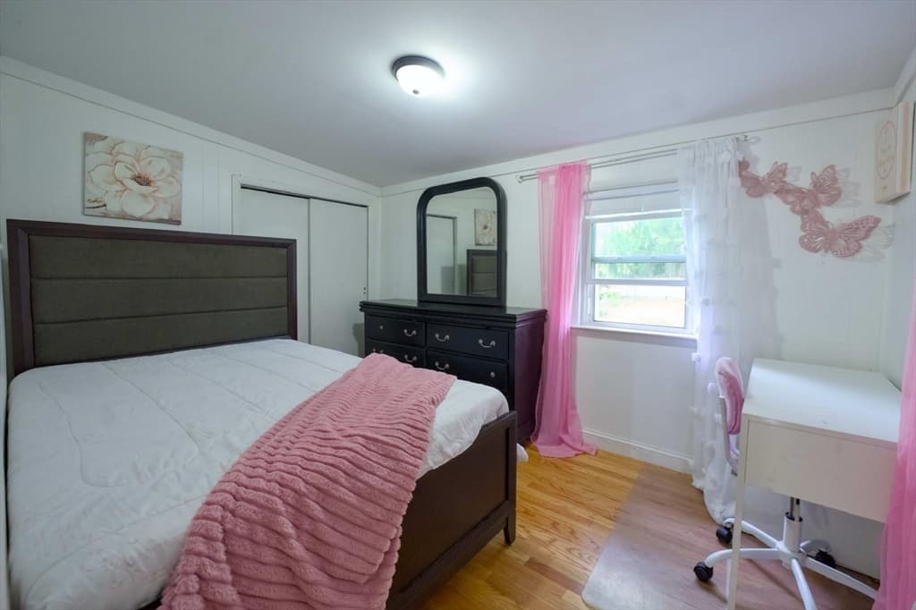 Single Family Residence at 12 Bailey St, Lynn MA 01904, photo 10 of 21