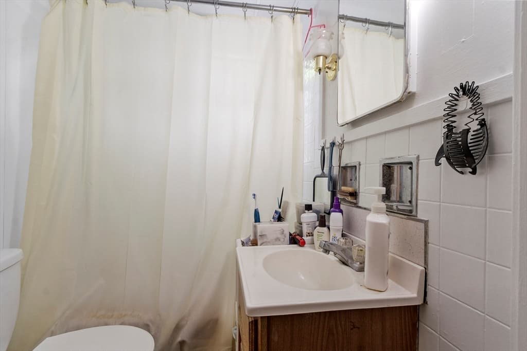 125 Cross St, Southbridge MA 01550 photo 10