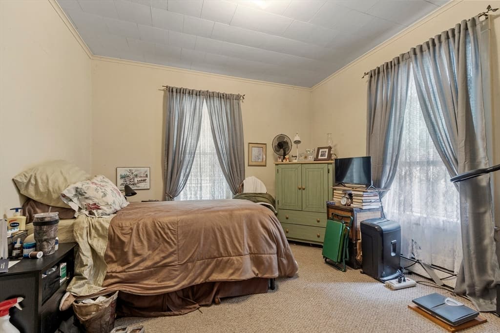 125 Cross St, Southbridge MA 01550 photo 11