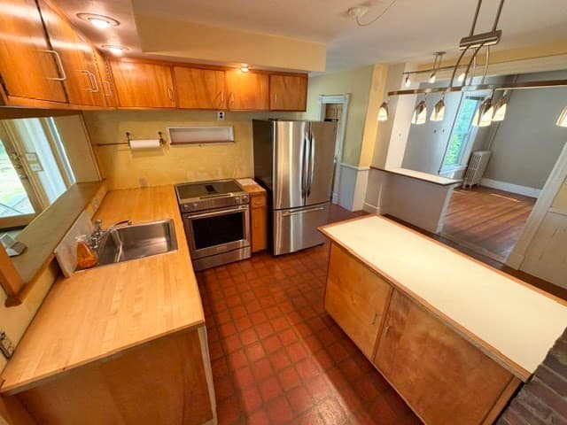 60 Massasoit, Northampton MA 01060 photo 4