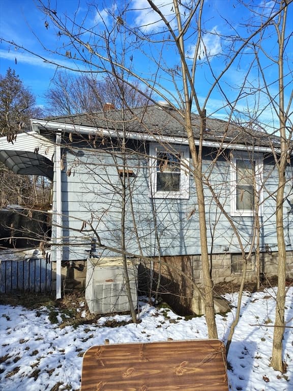 Single Family Residence at 9 Gaudette Ave, Brockton MA 02301, photo 7 of 17