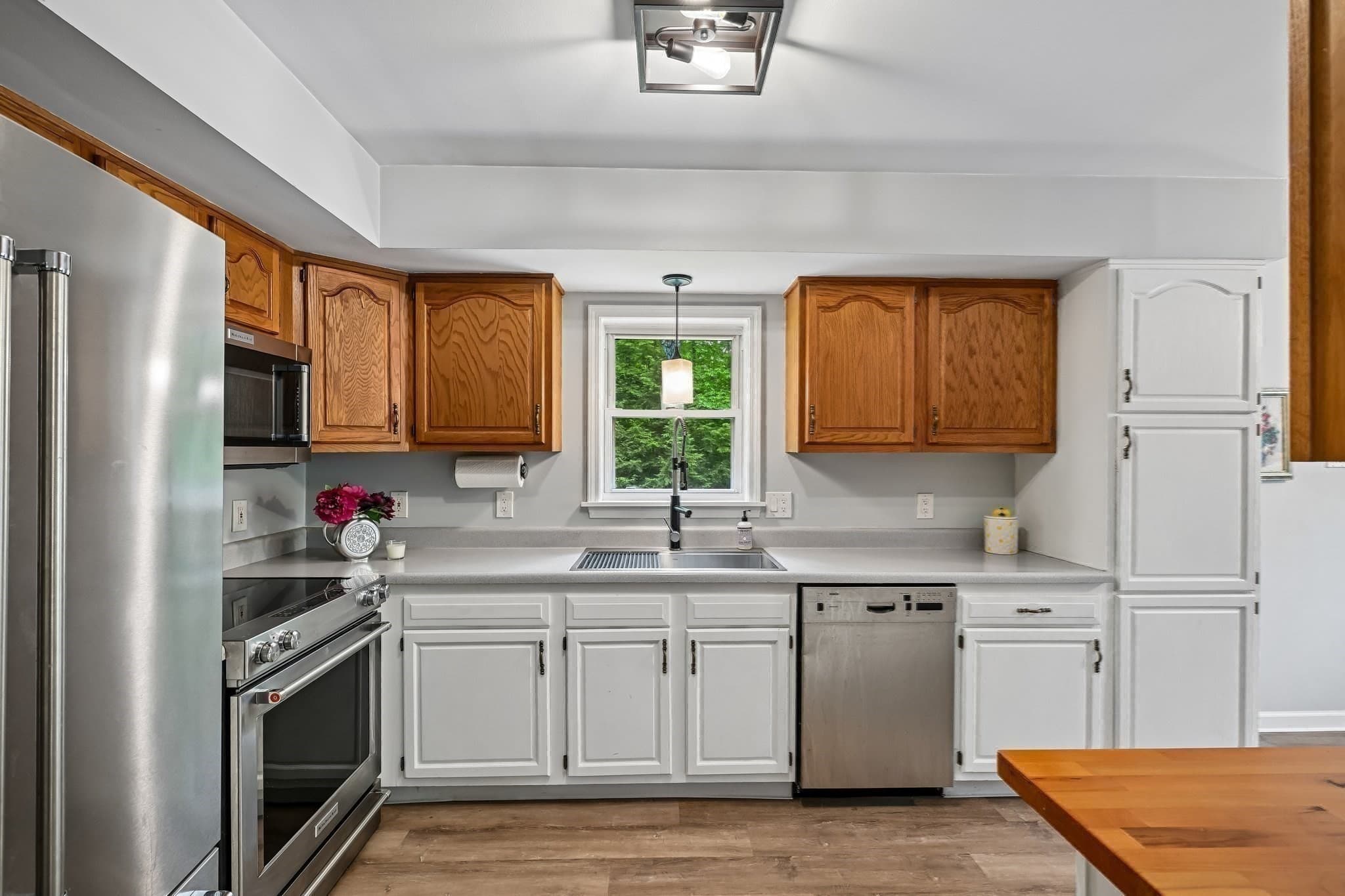 Single Family Residence at 65 S Row Rd, Lunenburg MA 01462, photo 4 of 42