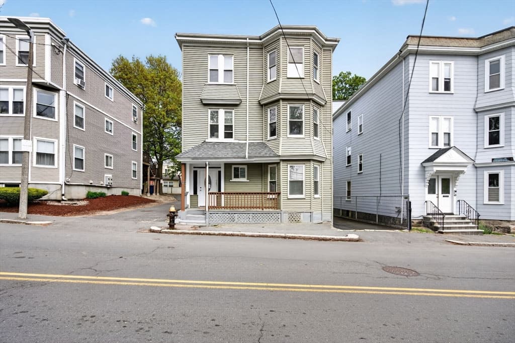 12 Schiller St, Boston MA 02130