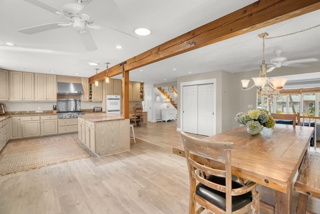 15 Twenty First St N, Edgartown MA 02539 photo 9