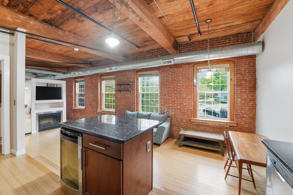 1511 Main St # C405, Worcester MA 01603 photo 7