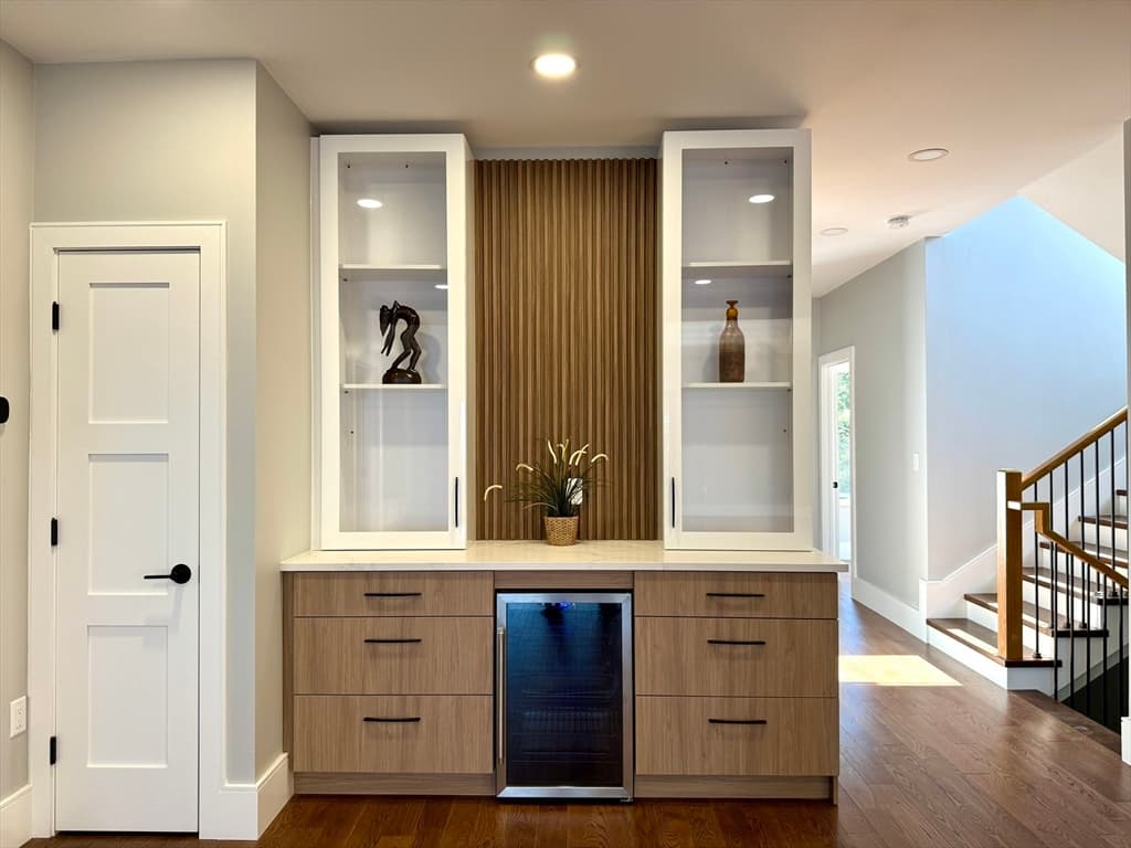 Single Family Residence at 270 Derby St, Newton MA 02465, photo 5 of 11