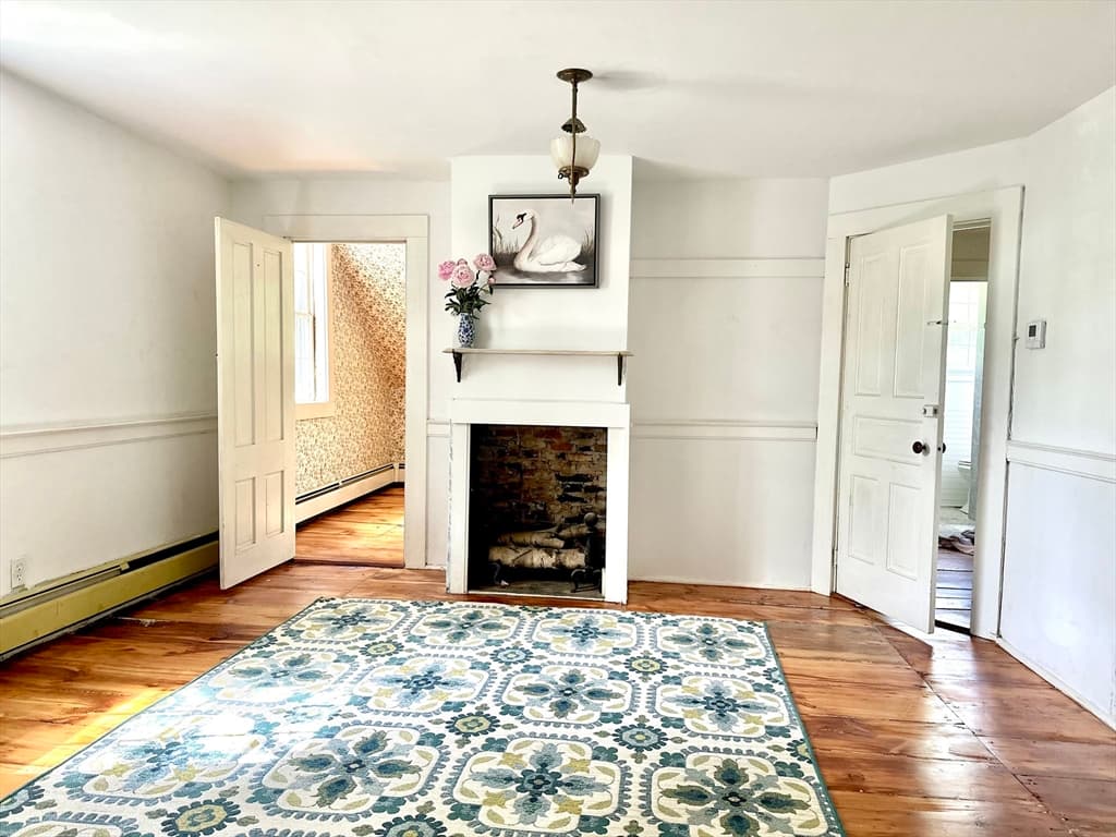 Single Family Residence at 1015 Hortonville Rd, Swansea MA 02777, photo 15 of 28
