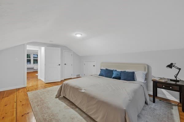 Single Family Residence at 5 1/2 W Sutton Rd, Sutton MA 01590, photo 14 of 30