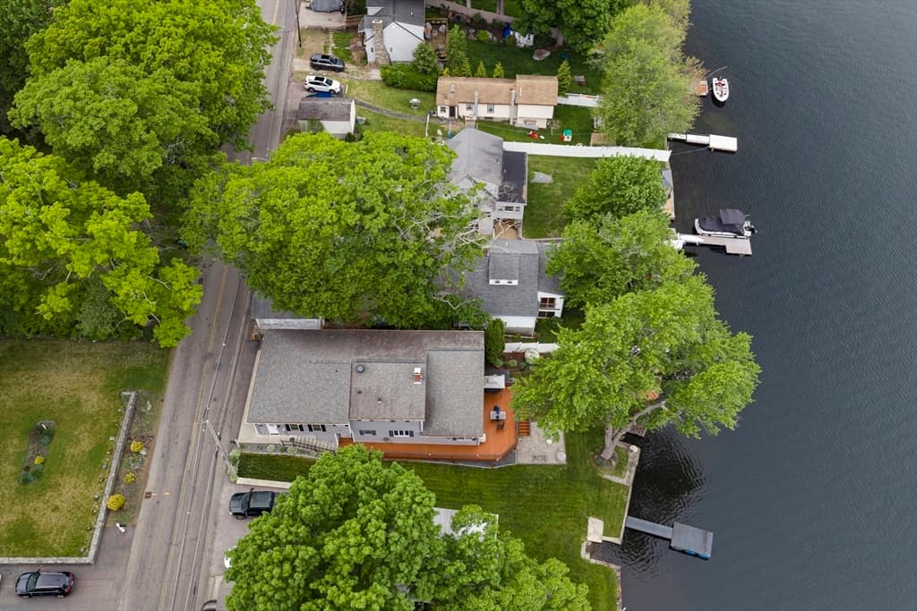 Single Family Residence at 5 1/2 W Sutton Rd, Sutton MA 01590, photo 29 of 30