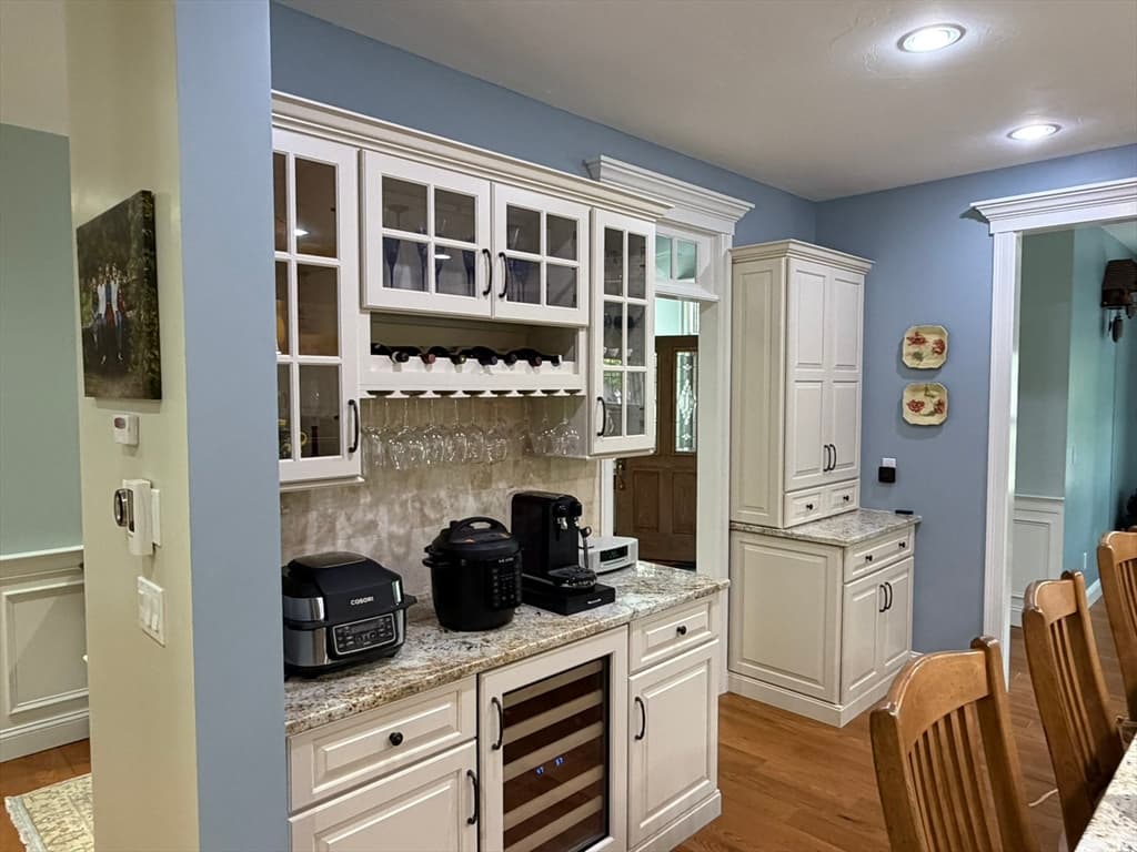 Single Family Residence at 4 Tamarack Ln, Sandwich MA 02563, Sandwich, photo 7 of 42