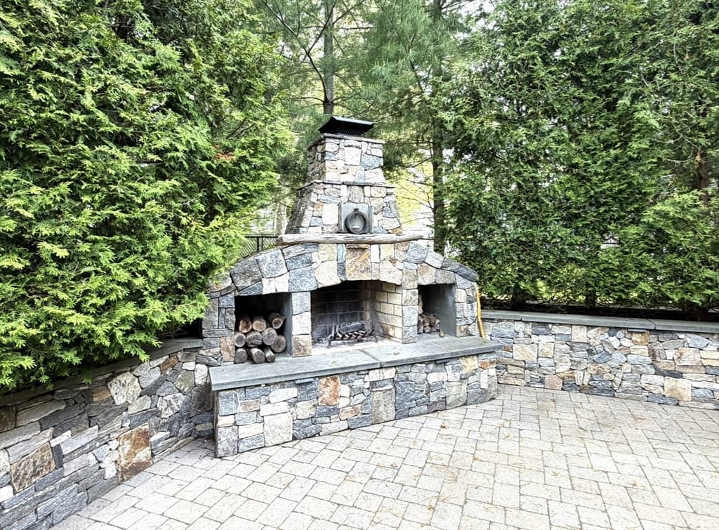 Single Family Residence at 4 Tamarack Ln, Sandwich MA 02563, Sandwich, photo 41 of 42