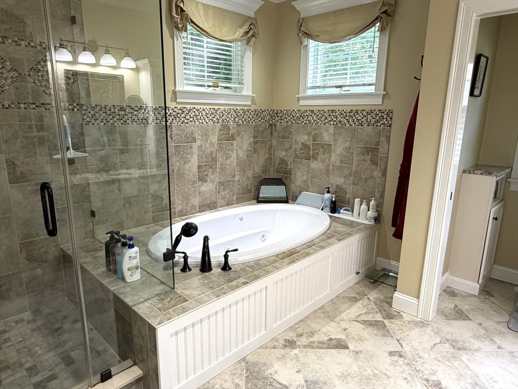 Single Family Residence at 4 Tamarack Ln, Sandwich MA 02563, Sandwich, photo 19 of 42