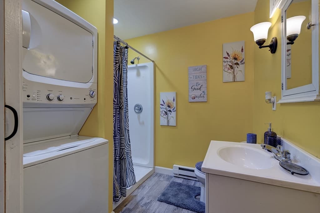 51 View St, Holyoke MA 01040 photo 11