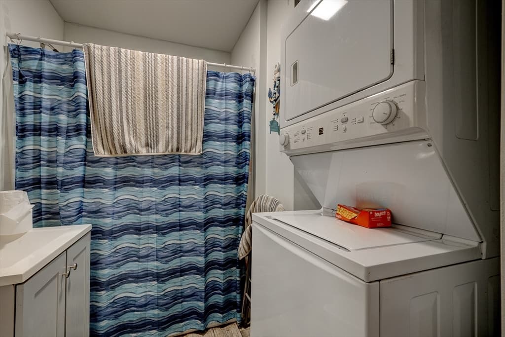 51 View St, Holyoke MA 01040 photo 19