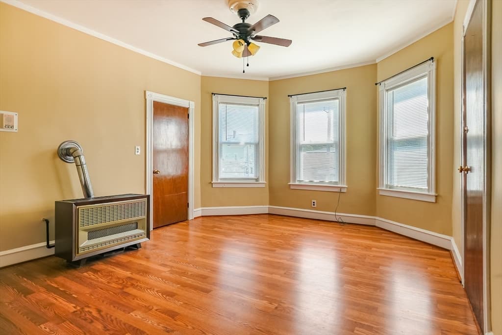 3 Family at 195 Brownell Street, Fall River MA 02720, photo 16 of 36