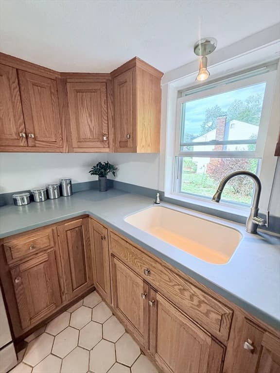 Single Family Residence at 975 S Main St, Bellingham MA 02019, photo 23 of 38