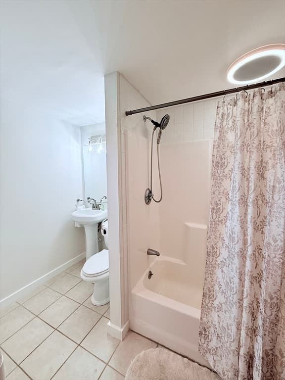 Single Family Residence at 975 S Main St, Bellingham MA 02019, photo 27 of 38