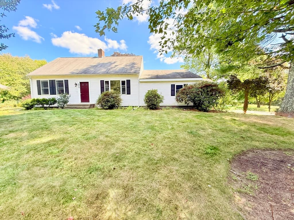 Single Family Residence at 975 S Main St, Bellingham MA 02019, photo 38 of 38