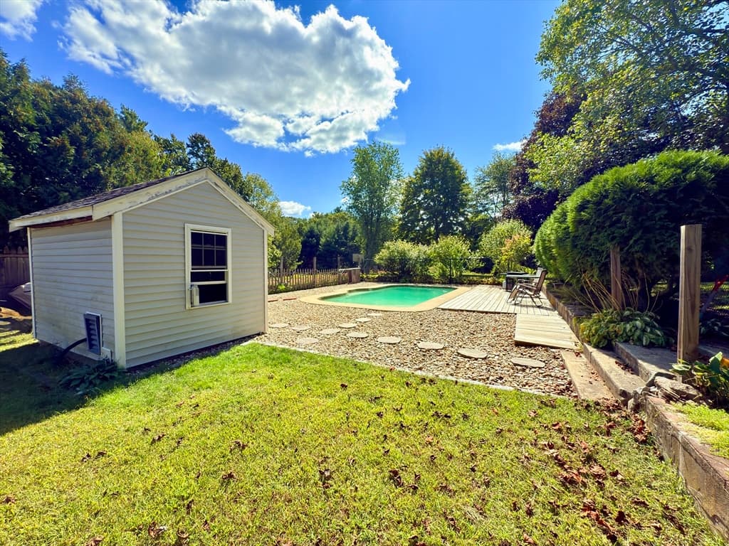 Single Family Residence at 975 S Main St, Bellingham MA 02019, photo 33 of 38