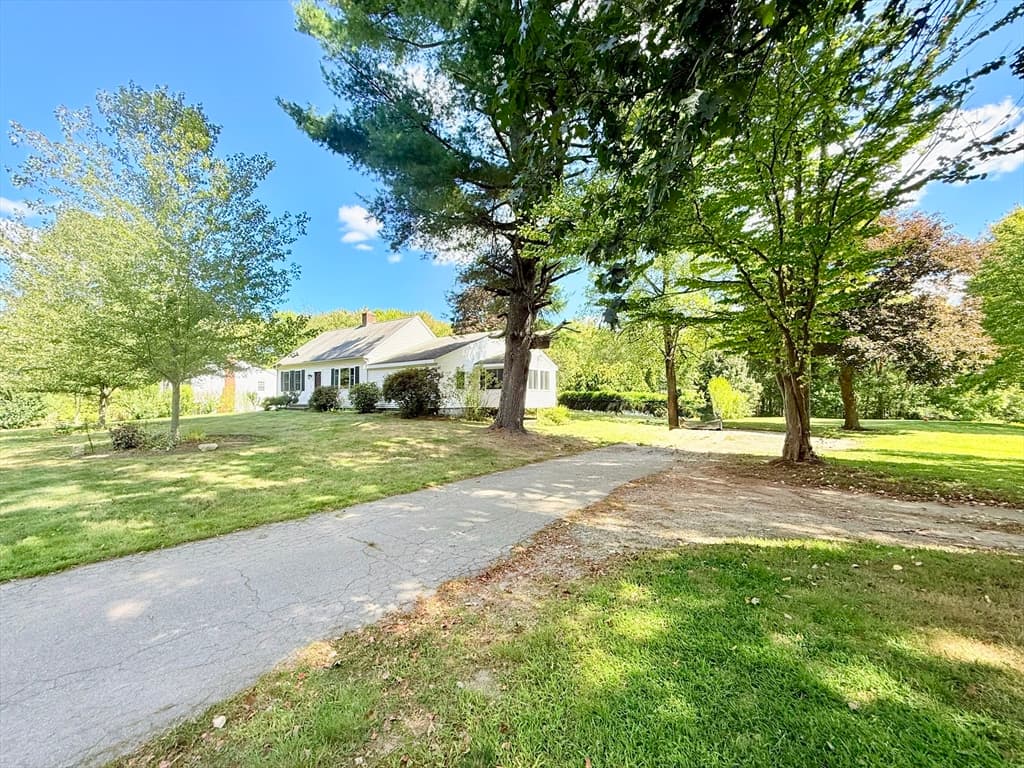Single Family Residence at 975 S Main St, Bellingham MA 02019, photo 37 of 38
