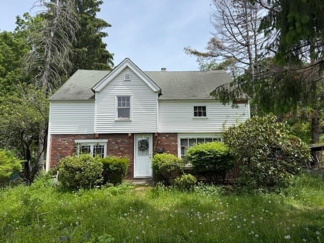 Single Family Residence at 10 Patton Street, Oxford MA 01540, Oxford