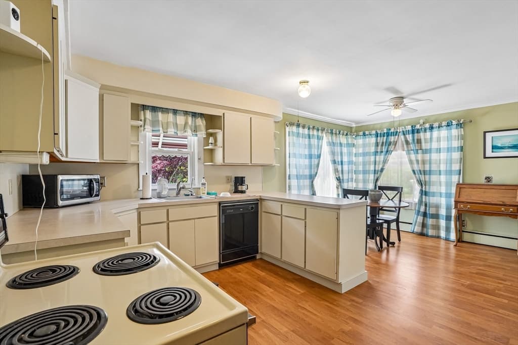 Commercial Sale at 1250 Pulaski Blvd, Bellingham MA 02019, photo 10 of 42