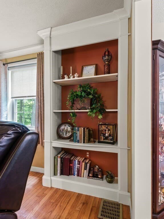 Single Family Residence at 3 Oakwood Dr, Webster MA 01570, Webster, photo 24 of 39