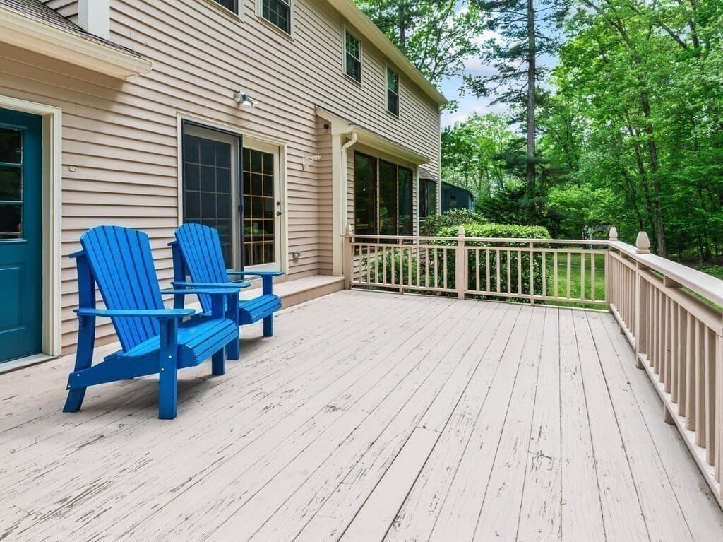 Single Family Residence at 3 Oakwood Dr, Webster MA 01570, Webster, photo 14 of 39