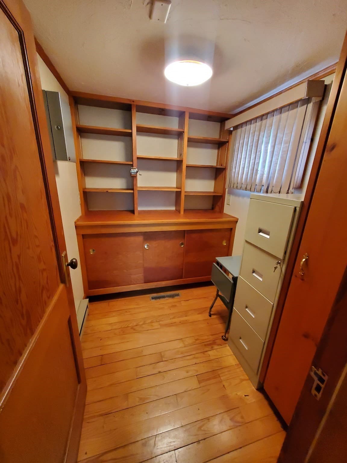 Commercial Sale at 7 Lakeview St., Carver MA 02330, photo 4 of 8