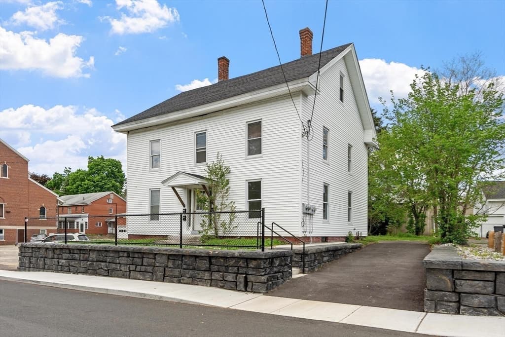 91 Canal St, Athol MA 01331
