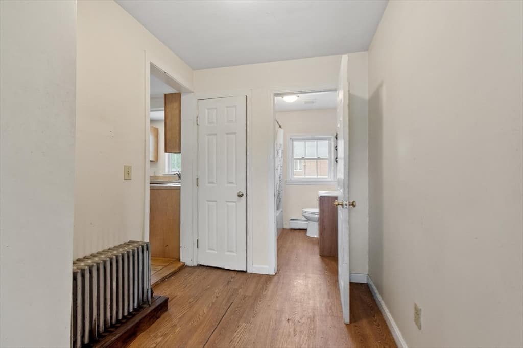 4 Family at 91 Canal St, Athol MA 01331, photo 9 of 42