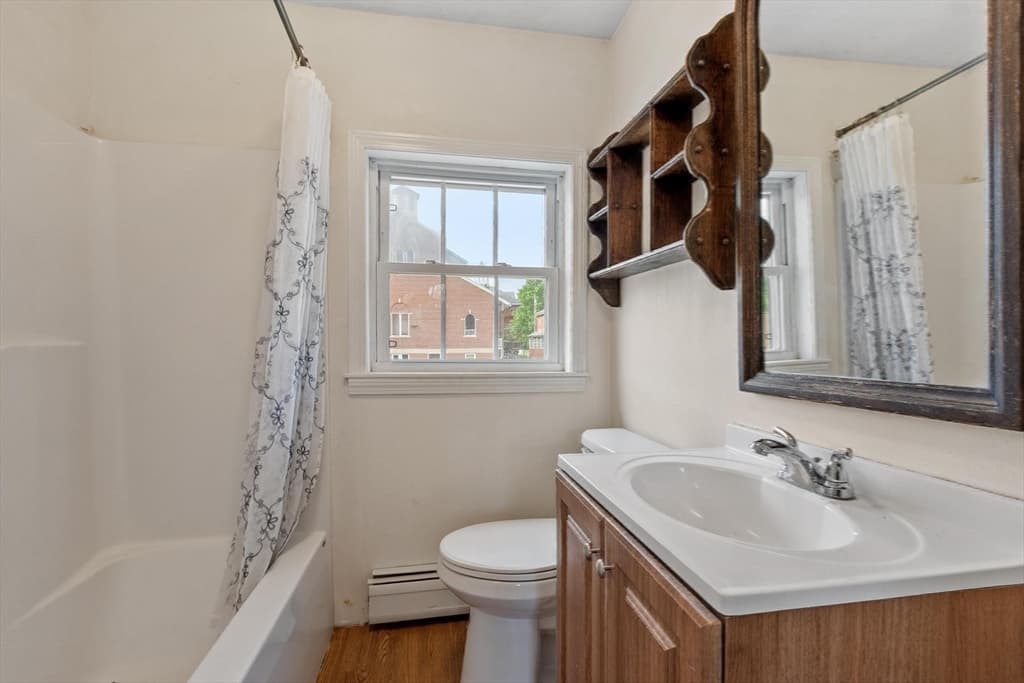 4 Family at 91 Canal St, Athol MA 01331, photo 10 of 42
